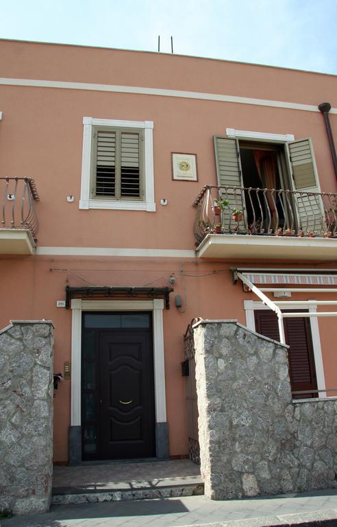 B&B Baia Delle Sirene Giardini-Naxos Zewnętrze zdjęcie